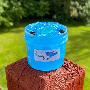 Shark Bite - Jelly Cube Slime