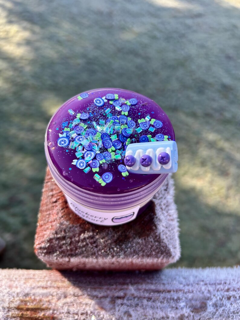 Blueberry Yoghurt - Glossy/Clear Slime image 3
