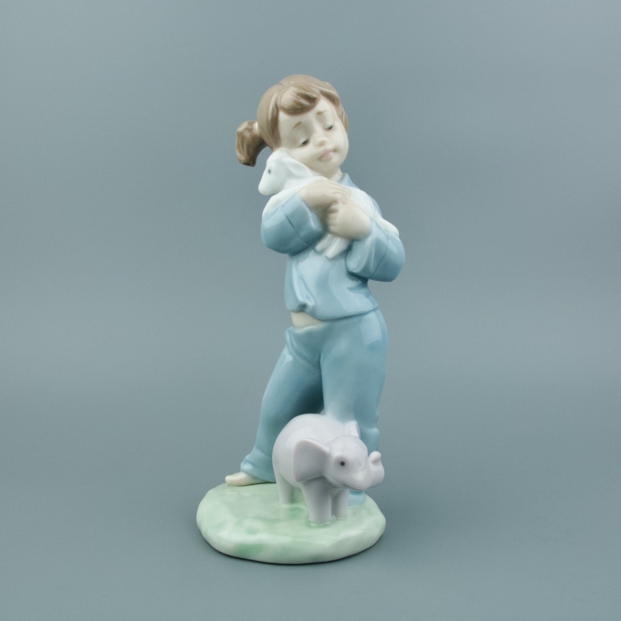 リヤドロ Nao by Lladro Retired 02001627 WISDOM & KNOWLEDGE
