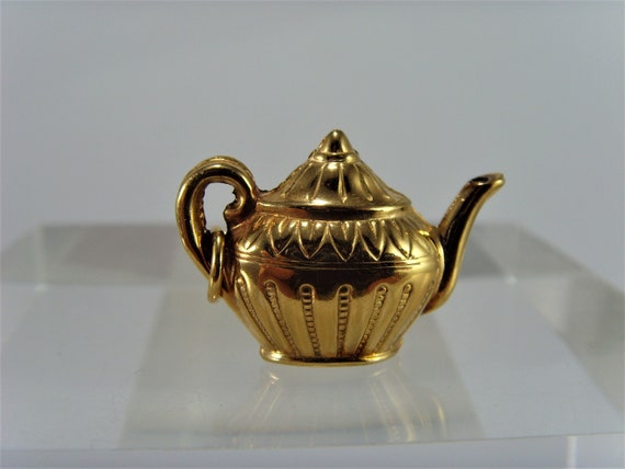 Vintage 1960s 9ct gold "Teapot" Charm - image 4