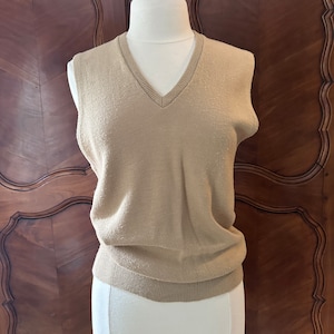 Vintage 90s Knit V-Neck Sweater Vest Retro School Uniform Size M