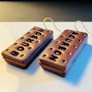 Bourbon biscuit earrings, polymer clay earrings, food earrings, chocolate earrings, earrings, cute earrings, biscuit earrings