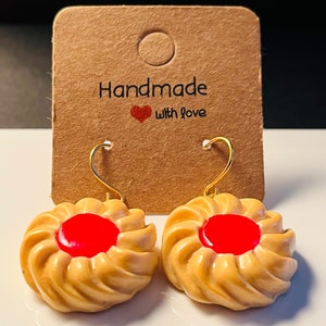 Cookie earrings, polymer clay earrings, food earrings, miniature food earrings, quirky earrings, cute earrings, biscuit earrings