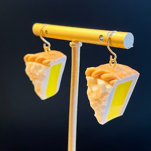 Lemon meringue pie earrings, polymer clay earrings, food earrings, miniature food earrings, pie earrings, cute earrings, lemon earrings