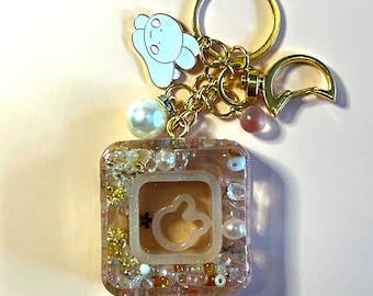Kawaii Resin Shaker Keychain: Handmade Pastel Bag Charm