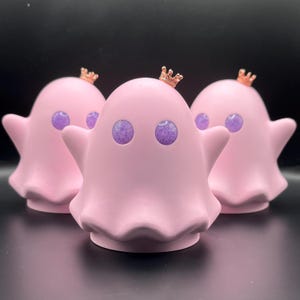 Ghost figure, ghost figurine, desk buddy, cute ghost, kawaii ghost, gift for her, pink ghost, ghost ornament, Halloween decoration, decor