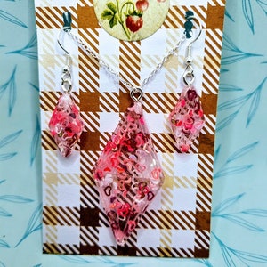 Plumbob Necklace/ Earrings Flirty