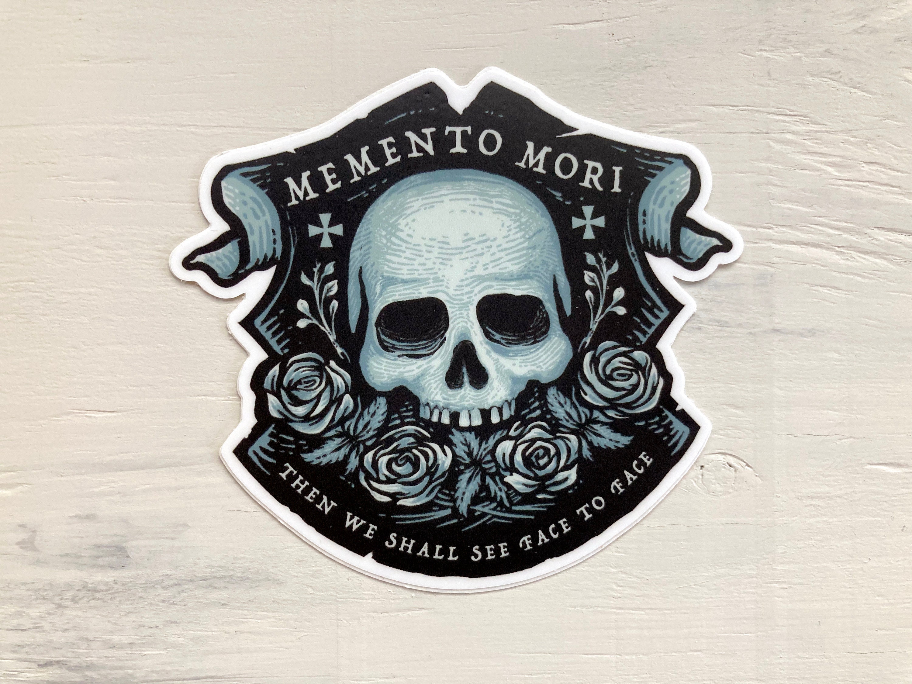 Memento Mori наклейка. Memento Mori обои. Memento Mori нашивка. Momento Mori обои на телефон. Моменто море картинки