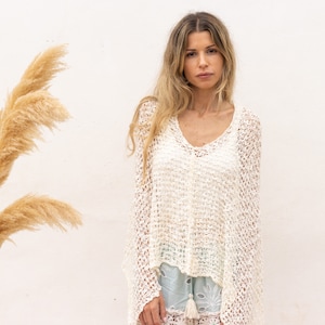 Gebrochener weißer Poncho, Boho Strickpullover für den Sommer, Ivory offene Strickponcho weich, Beachy Outfit Accessoires für Frauen, Boho Geschenk