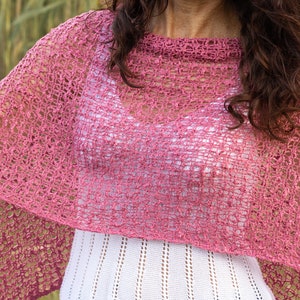 Poncho ample en tricot rose, couvre-épaule bohème, poncho ajouré léger, pull asymétrique pour l'été, vêtements en tricot décontractés pour femmes image 8