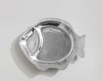 Chrome Fish Catchall Platter: Metal Statement Piece