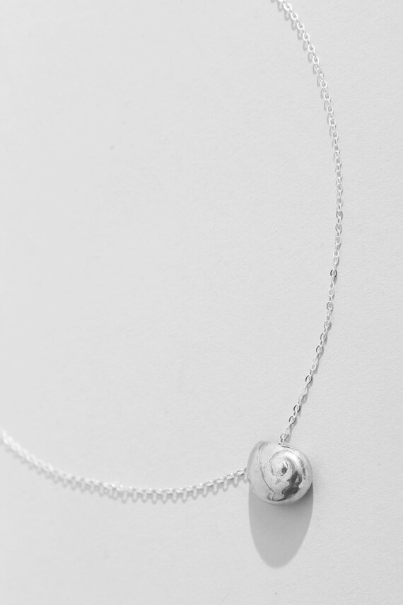 Spiral Shell Necklace - image 6