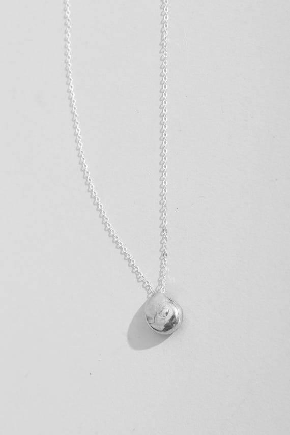 Spiral Shell Necklace - image 4