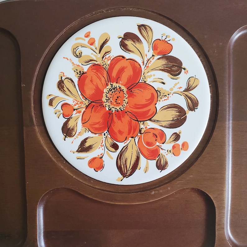 Vintage 1970s Floral Wooden Cheeseboard Tray, Tile Center Piece, Mid Century Charcuterie Serving Platter image 5