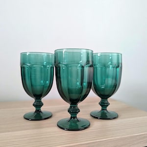 Vintage Libbey Gibraltar Emerald Green Goblets - 1980s Retro Barware, Set of 3