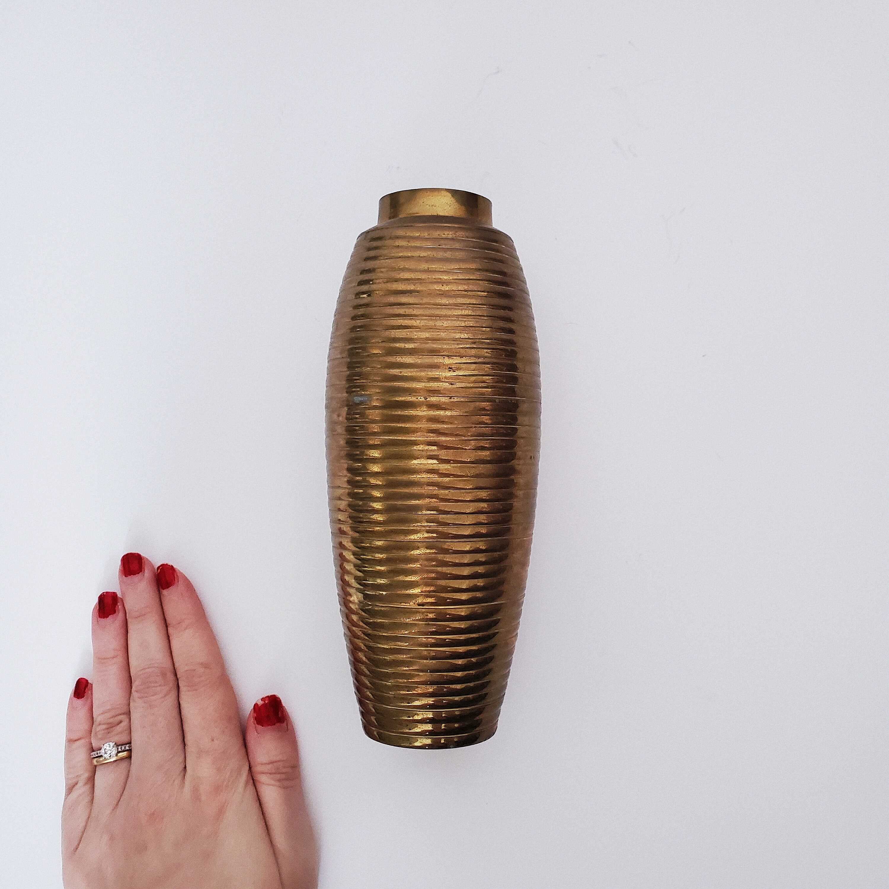 真鍮　スワンモチーフ フラワーベース ペア｜ミッドセンチュリー／ブラスオブジェ Vintage Mid-Century Modern Ribbed Brass Vase - Etsy 日本