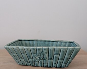 Vintage MCM USA 350 Light Green Pottery Planter with textured sides, Retro ceramic planter