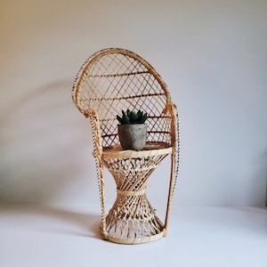 Vintage 1970s Peacock Plant Chair, Retro Boho Plant Holder, Wedding Decor