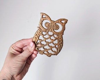 Vintage Mini Metal Owl Trivet, Plant Stand, Decor Boho, Bohemian.