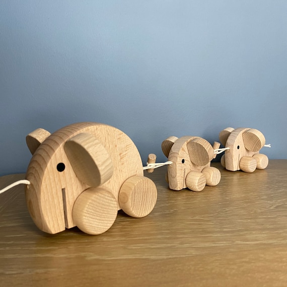 Jouet en bois d'éléphant fait main, famille d'éléphants, jouet à