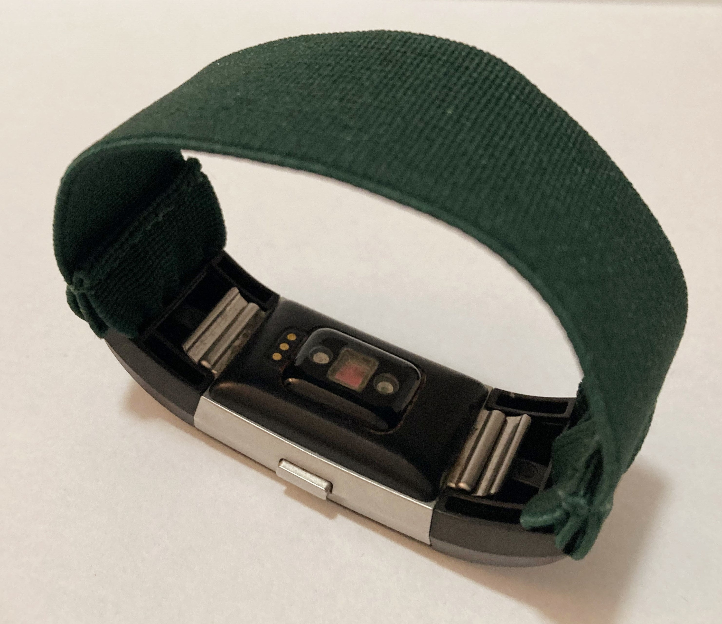 Change strap on fitbit charge 2 sale