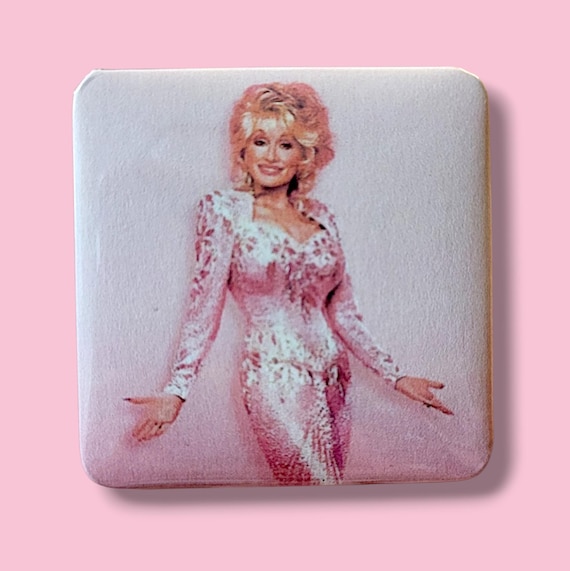 Dolly Parton Buttons/Magnet