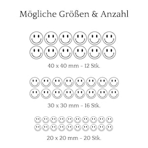 Könnte beinhalten: Ein Diagramm, das drei verschiedene Größen von Smiley-Aufklebern zeigt. Die Größen sind 40 mm x 40 mm, 30 mm x 30 mm und 20 mm x 20 mm. Das Diagramm zeigt auch die Anzahl der Aufkleber in jeder Größe: 12, 16 und 20.