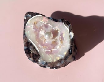Oyster Claw Clip // cellulose acetate hair accessories : Coastal living clip