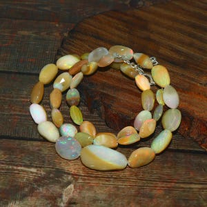 Natürliche äthiopische Opal Nugget Perlenkette, Galaxy Feueropal, 43 cm