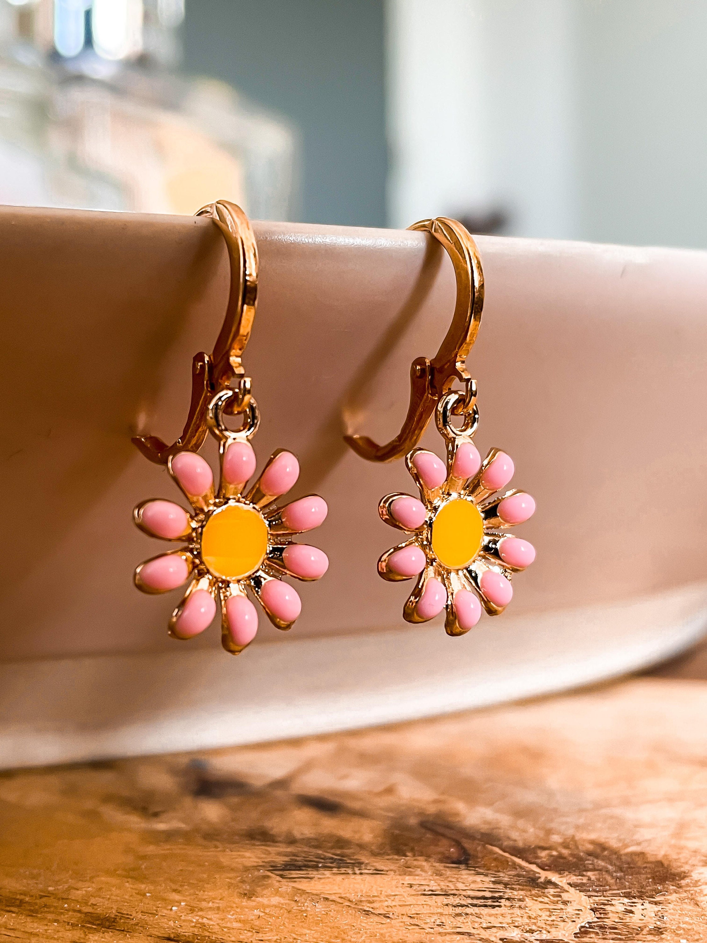 Rose Gold Flower Earrings Made Of Stainless Steel