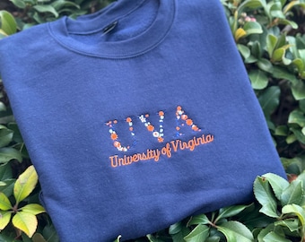 Blommig tröja med bokstäver - Anpassad universitets-sorority-tröja