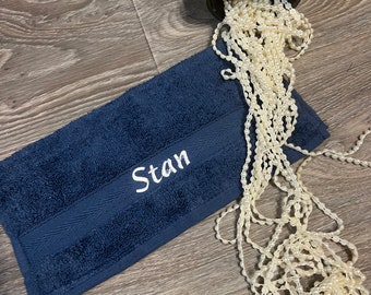 Personalized Embroidered Washcloth: Custom Cotton Gift for Kids