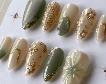 MIDORI | Gold Floral Nail Art Press On Nails | Jade Magnetic Nails | 3D Gel Nail Art | Gold Accent Nails | Cat Eye Nails