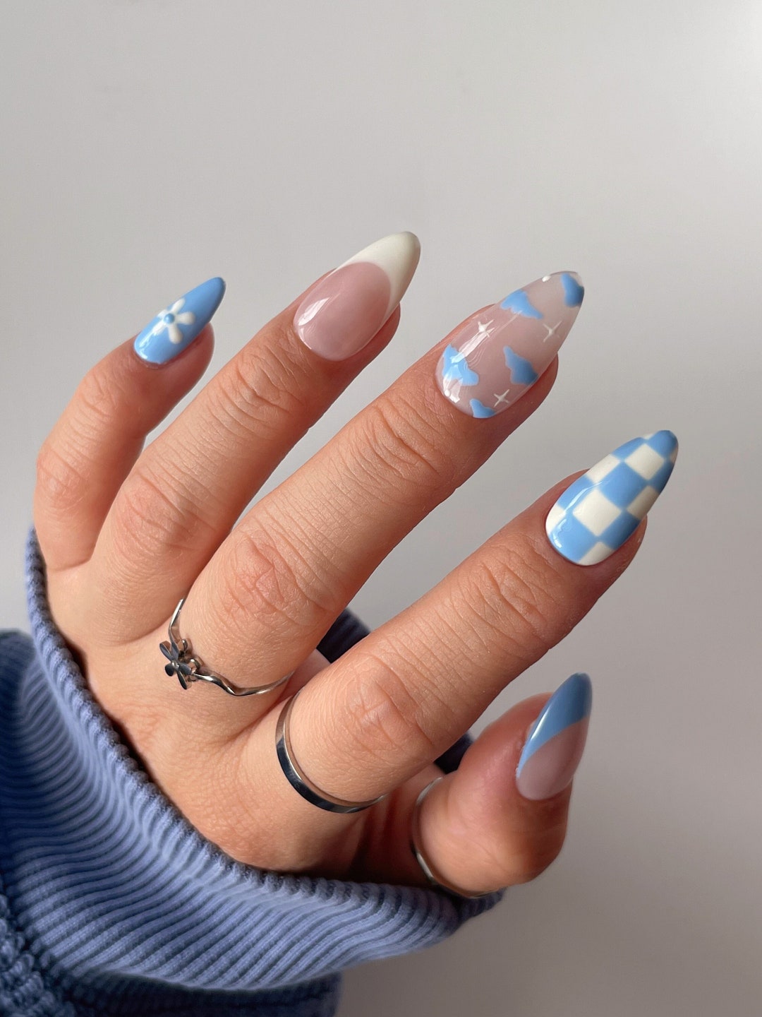 Elegant Light Blue Nail Designs