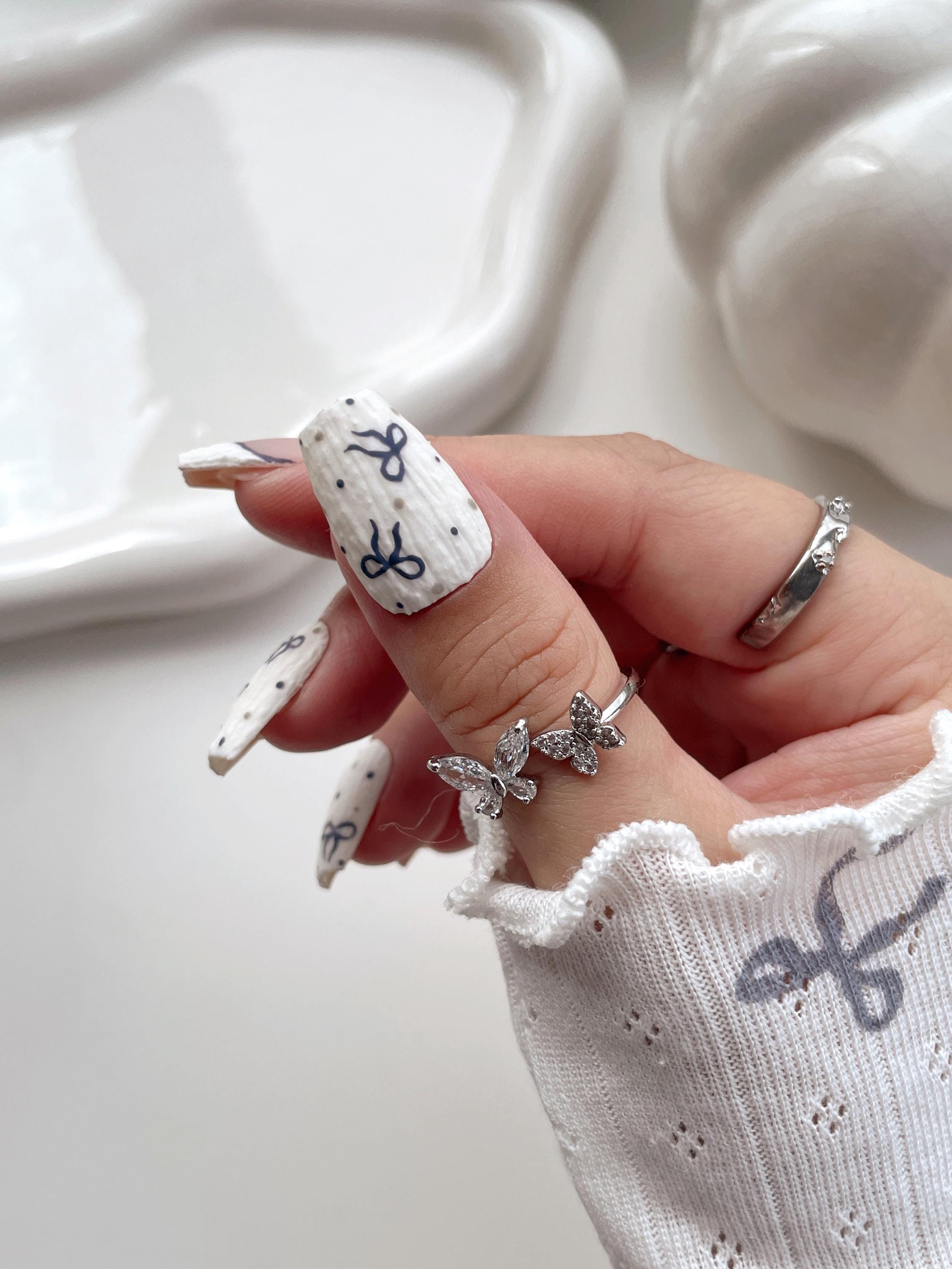 adeline’s press ons OFFICIALLY LICENSED- Hunting Adeline Press-on Nails - Etsy