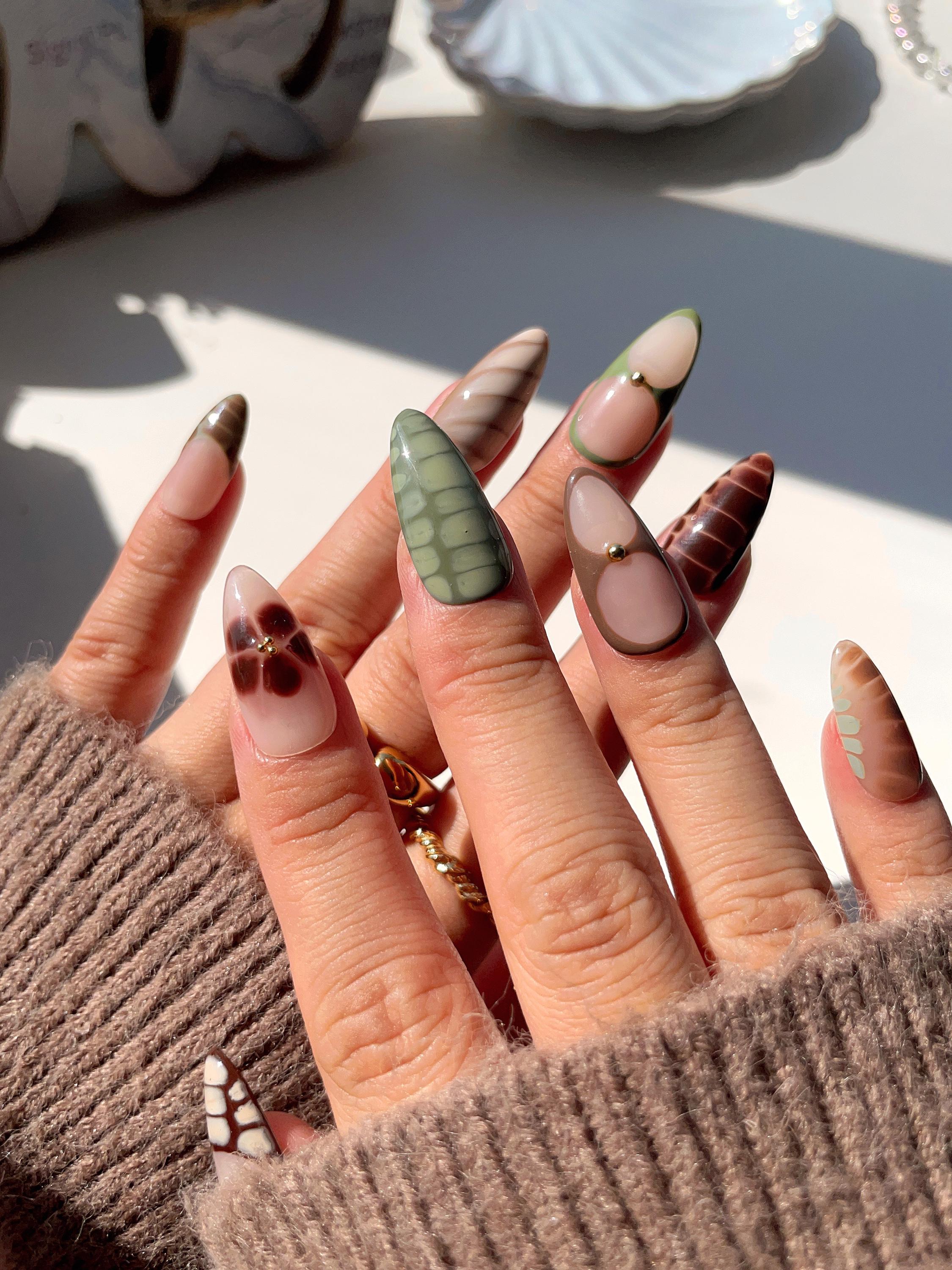 OAKLEY | Nature Theme Croc Press on Nails | French Croc Nails