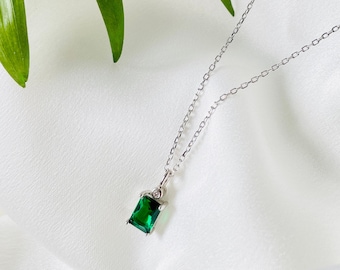 Silver emerald necklace, birthday gift, emerald necklace, gifts for her, silver necklace for her, birthday gift for her pendant necklace