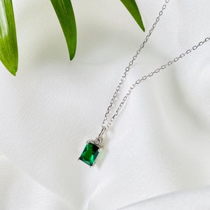 Silver emerald necklace, birthday gift, emerald necklace, gifts for her, silver necklace for her, birthday gift for her pendant necklace