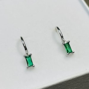 Silver huggie earrings green emerald hoop earrings, green gem earrings, gift for her, silver emerald earrings, emerald drop pendant earrings