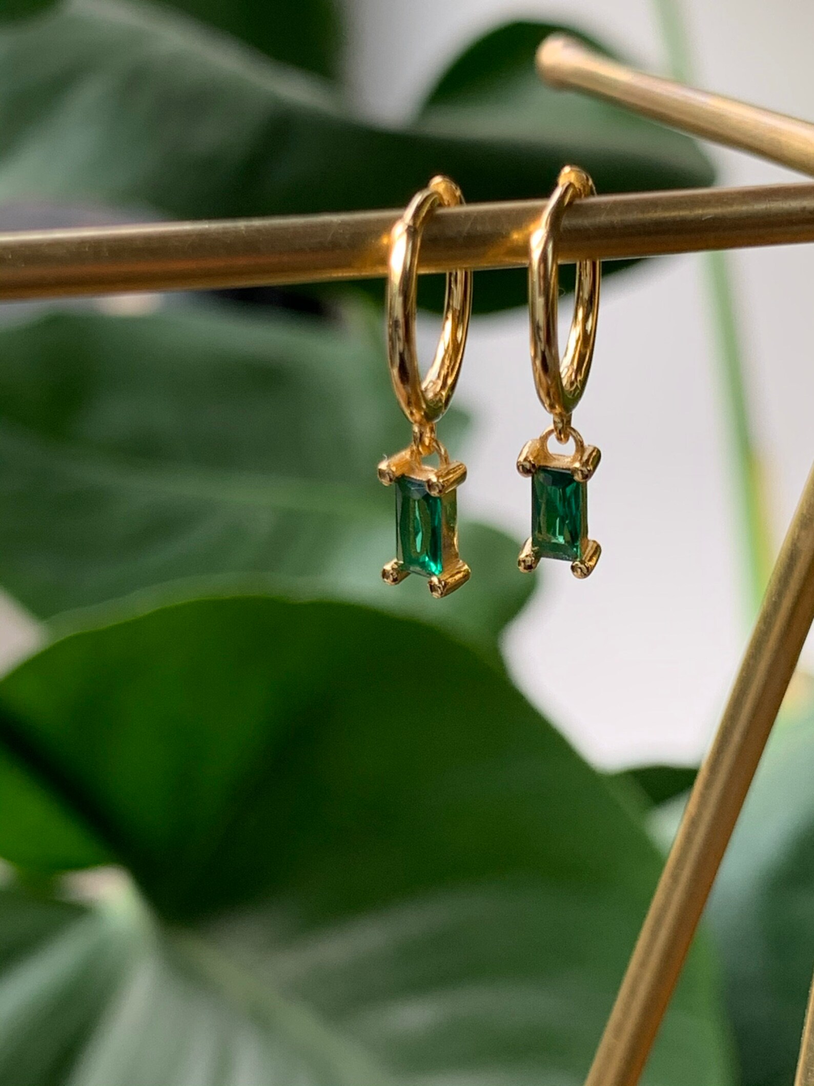 Emerald green and gold necklace and earrings Jewelry set Etsy