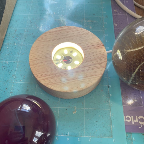 Led light bases for ornaments