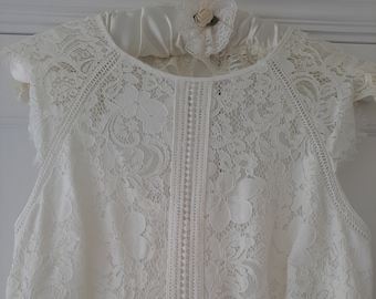 Ethereal boho 1960s 1970s vintage style ivory white lace embellished floaty festival beach romantic sleeves bridal wedding dress UK10