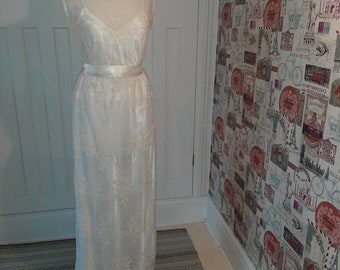 Boho beach sleeveless Edwardian 'Vintage Style' Ivory soft giupere lace wedding dress ethereal romantic woodland wedding gown size 12