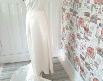 1990s Vintage Pearl Embellished Wedding Dress: UK10 Ivory Satin Gown