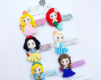 Disney princess hair clips. Princess Hair clips. Glitter hair clips. Little girl hair clips. Set of hair clips.