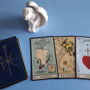 Voyance Question avec l'oracle de la Triade.