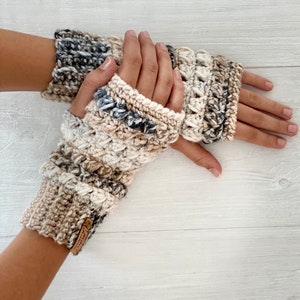 Celene Fingerless Gloves, Texting Gloves, Wrist Warmers, Boho Mittens, Gifts for Mom, Gift for Teens, Typing Gloves, Hand Warmers