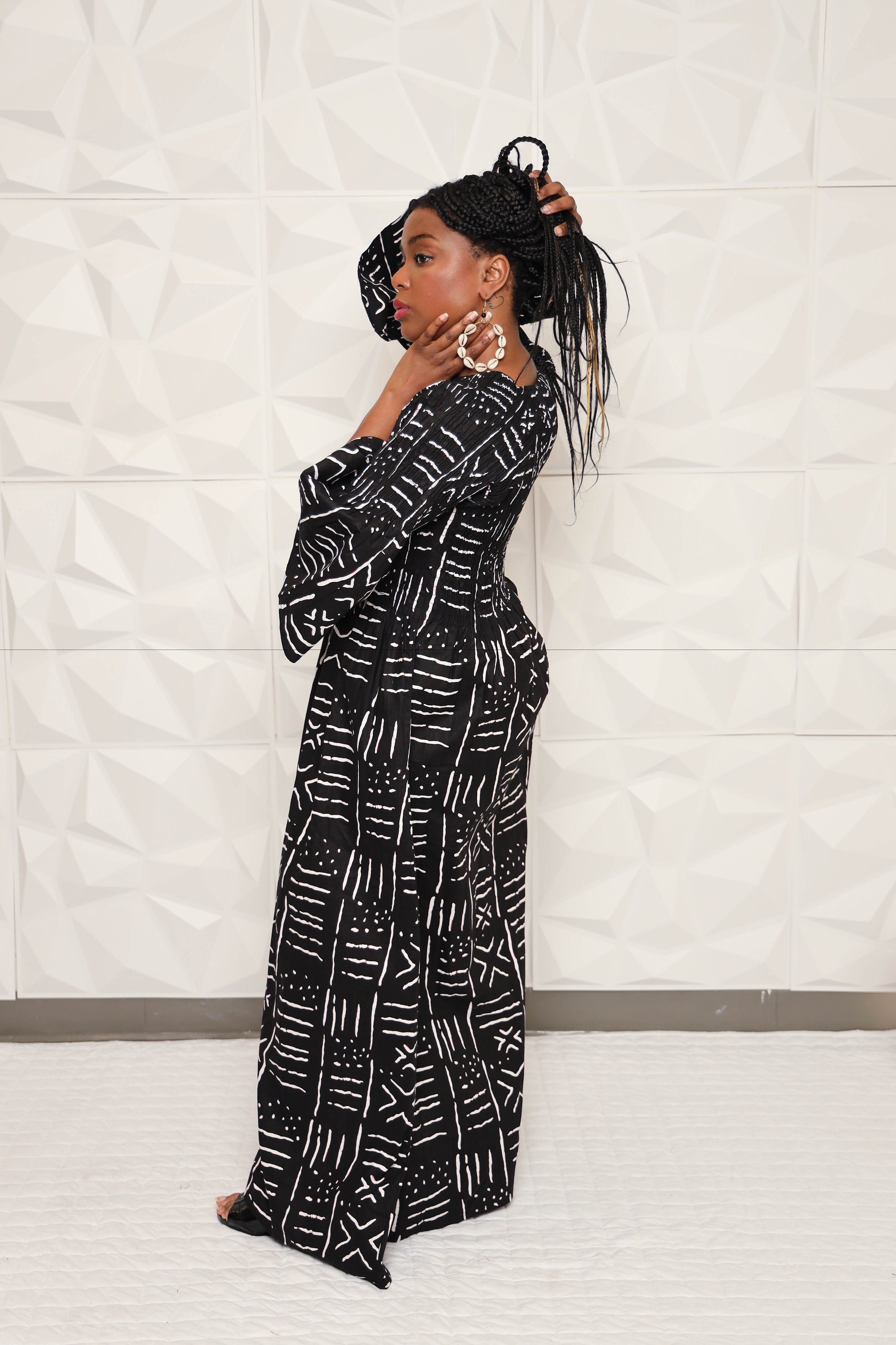 Two New York | minimalist and chic summer caftans