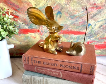 Vintage Brass Big Ear Mouse Paperweight or Brass Long Tail Mouse Receipt Holder, Mid Century Brass Mouse Paperweight