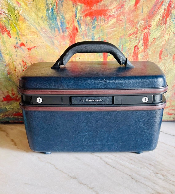 Vintage 1980s Samsonite Vanity Traveling Suitcase,